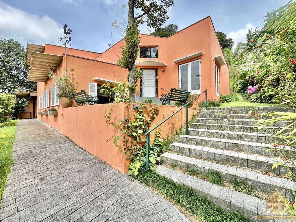 Casa Integrada -:Miolo da Granja - Ótima localização