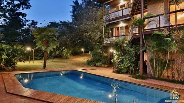 Casa Alto Padrão/PERMUTA ATÉ 50%