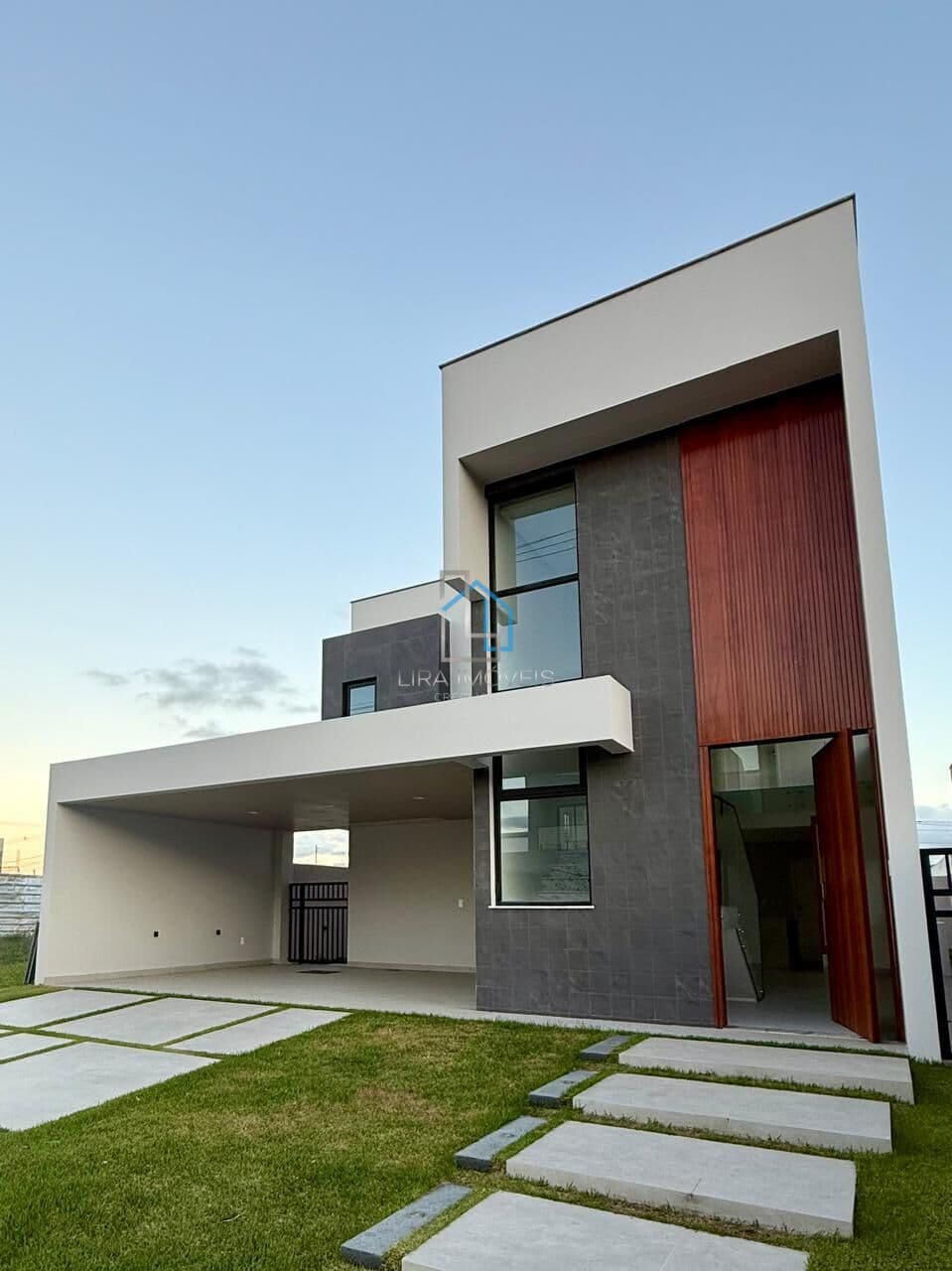 CASA MOXOTÓ -ALTO PADRÃO - À VENDA!