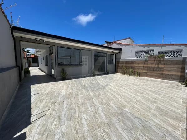 Casa á venda Bairro Satelite - Incrivel em Itanhaem