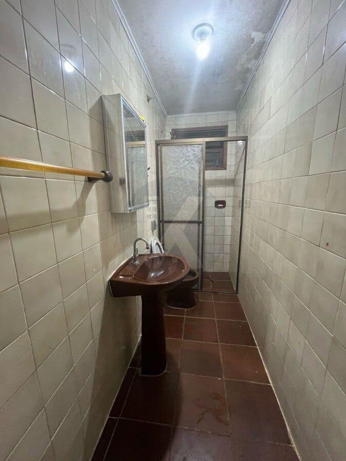 Casa a Venda em Itanhaém bairro Marambaia a 100 metros do mar.