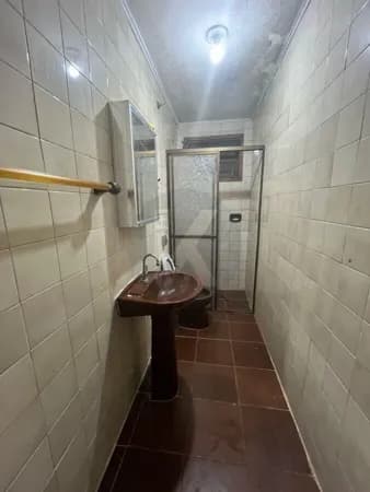 Casa a Venda em Itanhaém bairro Marambaia a 100 metros do mar.