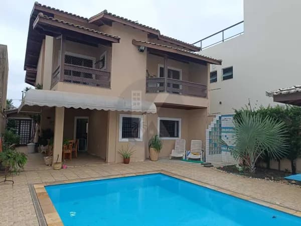 Casa à venda em Itanhaém bairro Cibratel com Piscina e Churrasqueira