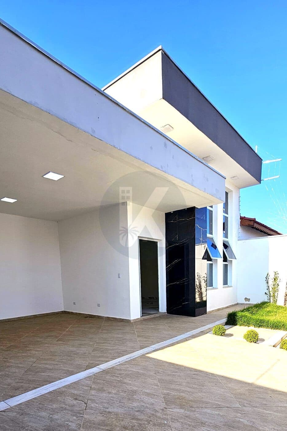 Casa a venda em Itanhaem - Proximo a praia com 3 quartos e suite