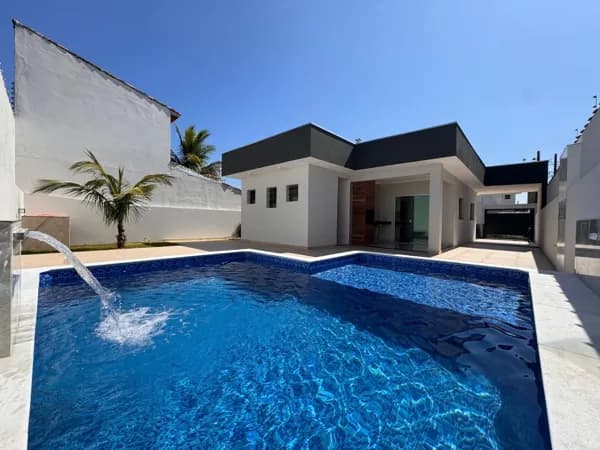 Casa Alto Padrão em Itanhaém com espaço amplo e areá gourmet