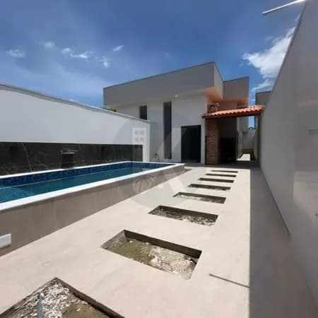 Casa à venda no bopiranga incrível à 500 metros da praia