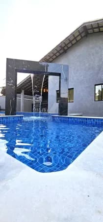 Casa Alto Padrão a venda em Itanhaém com piscina e mobília