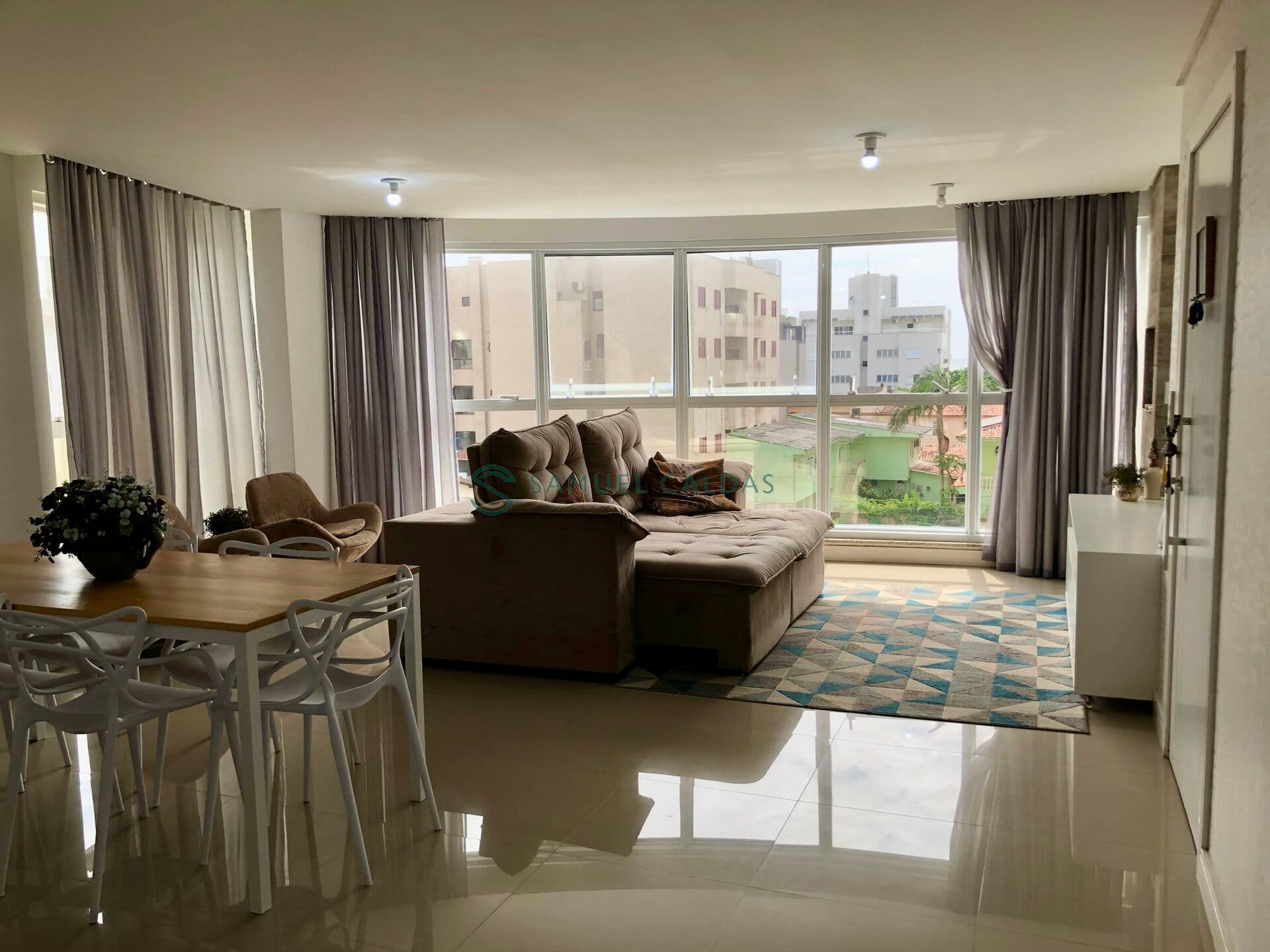Apartamento em Mar Grosso, Laguna/SC