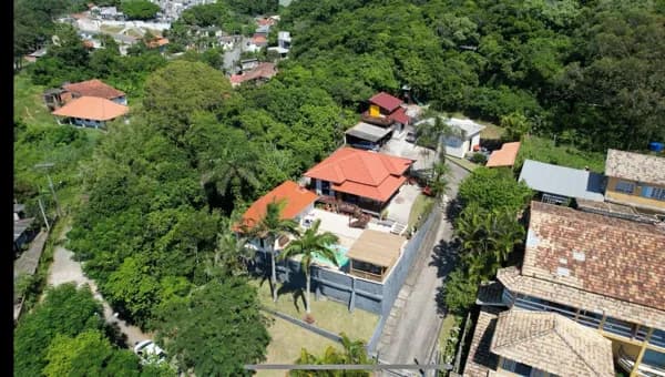 Casa Fantástica com Vista Panorâmica para o Mar Grosso - Laguna/SC