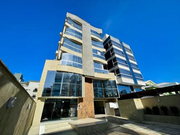 Apartamento à venda no bairro Mar Grosso em Laguna/SC