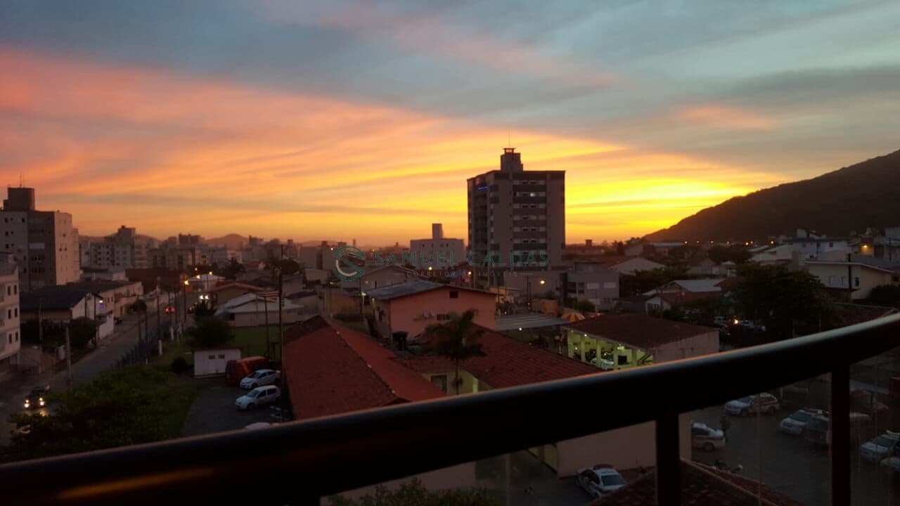 Apartamento em Mar Grosso, Laguna/SC