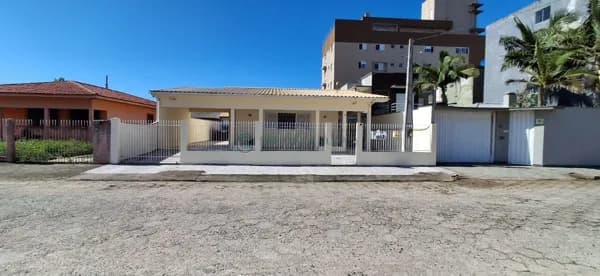 Casa em Mar Grosso, Laguna/SC