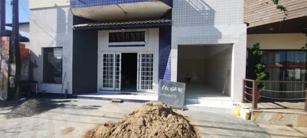 Loja em avenida principal para locação