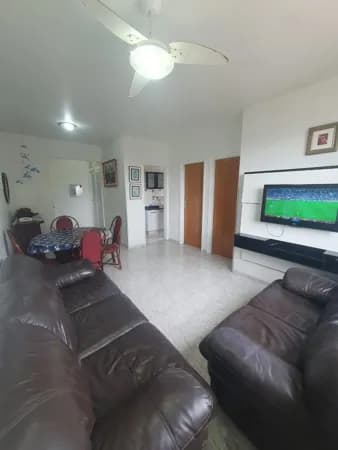 Apartamento no Centro da cidade, à 300m da praia