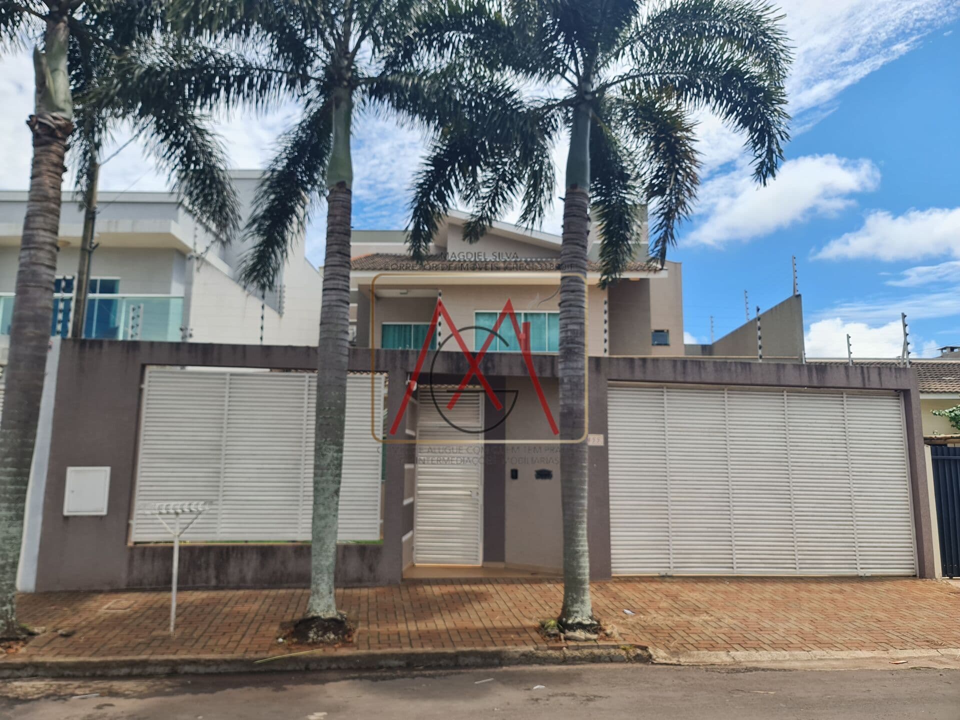 Sobrado Alto Padrão em Jardim Vale das Perobas, Arapongas/PR