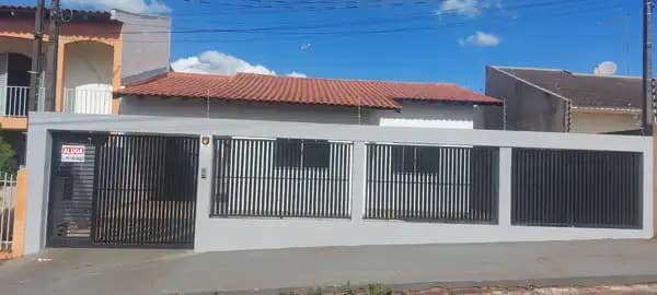 Casa em Jardim Nova Baroneza, Arapongas/PR