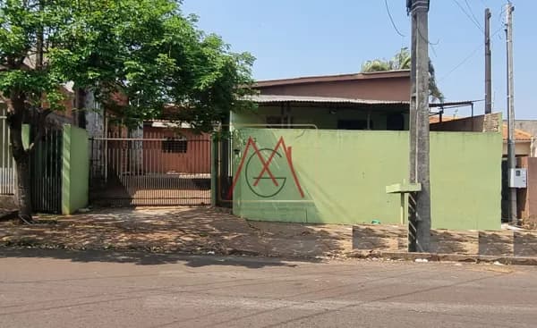 Casa em Arapongas - Jardim Universitário