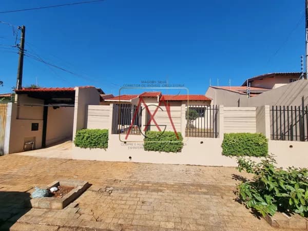 Casa em Arapongas - Jardim Baroneza