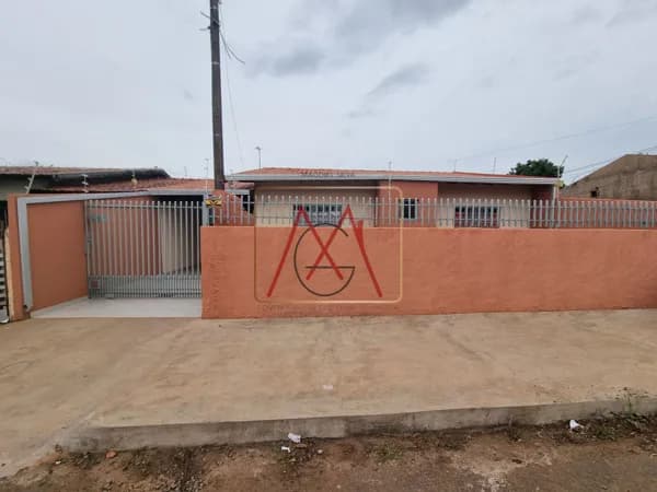 Casa em Jardim Dona Pina, Arapongas/PR