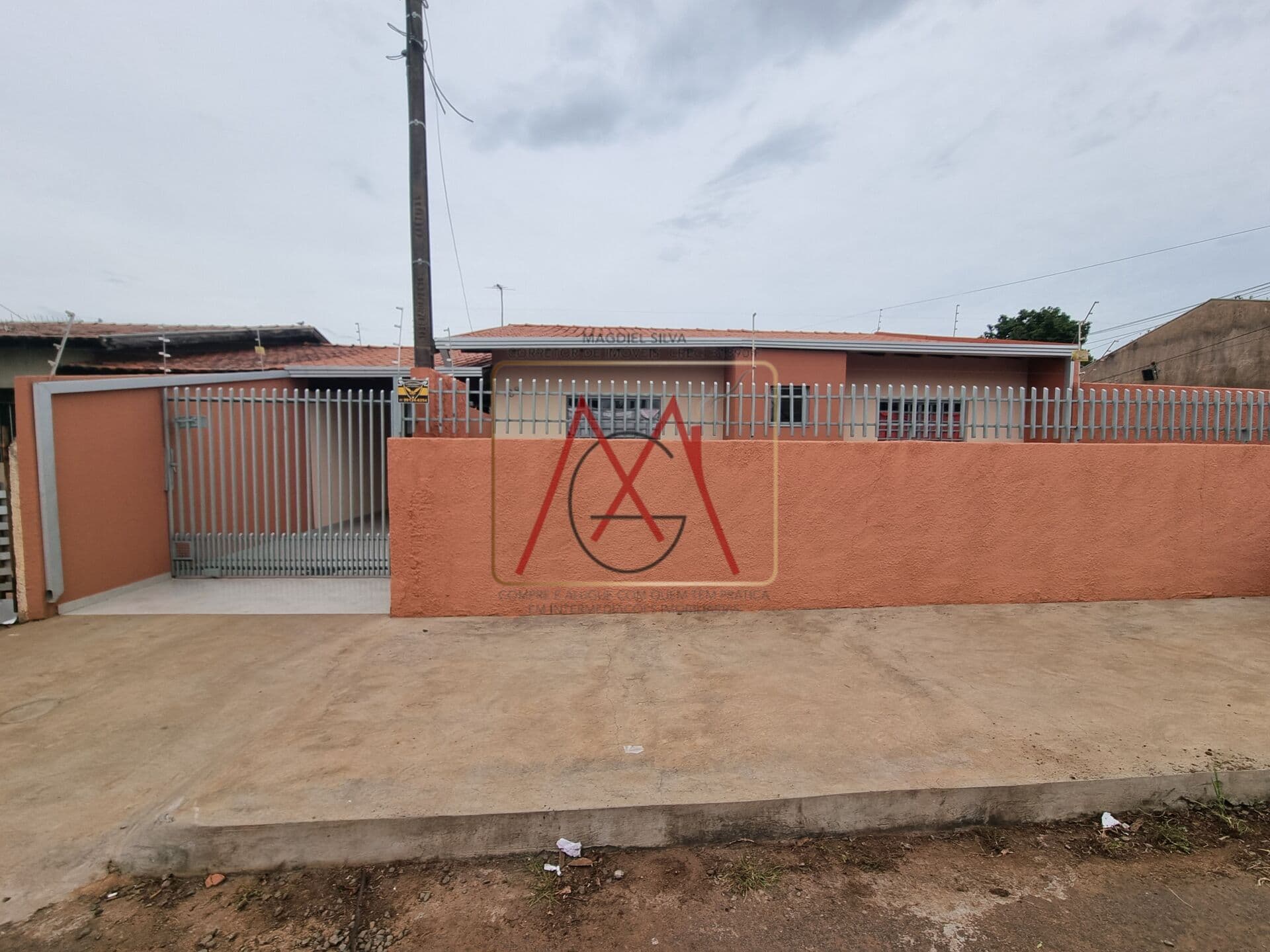 Casa em Jardim Dona Pina, Arapongas/PR