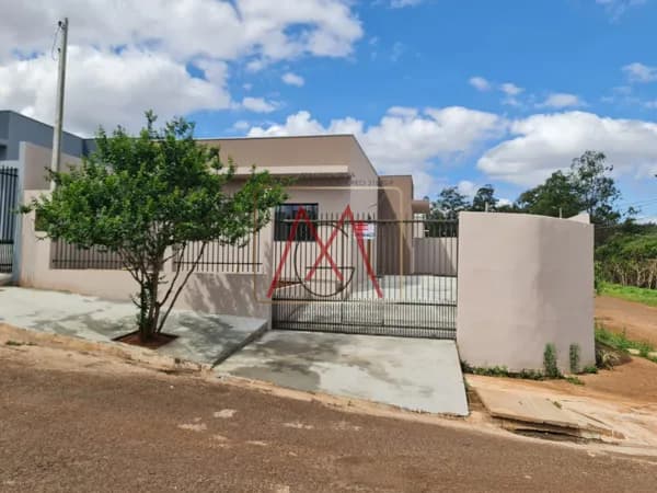 Casa Térrea em Jardim Paulino Fedrigo, Arapongas/PR