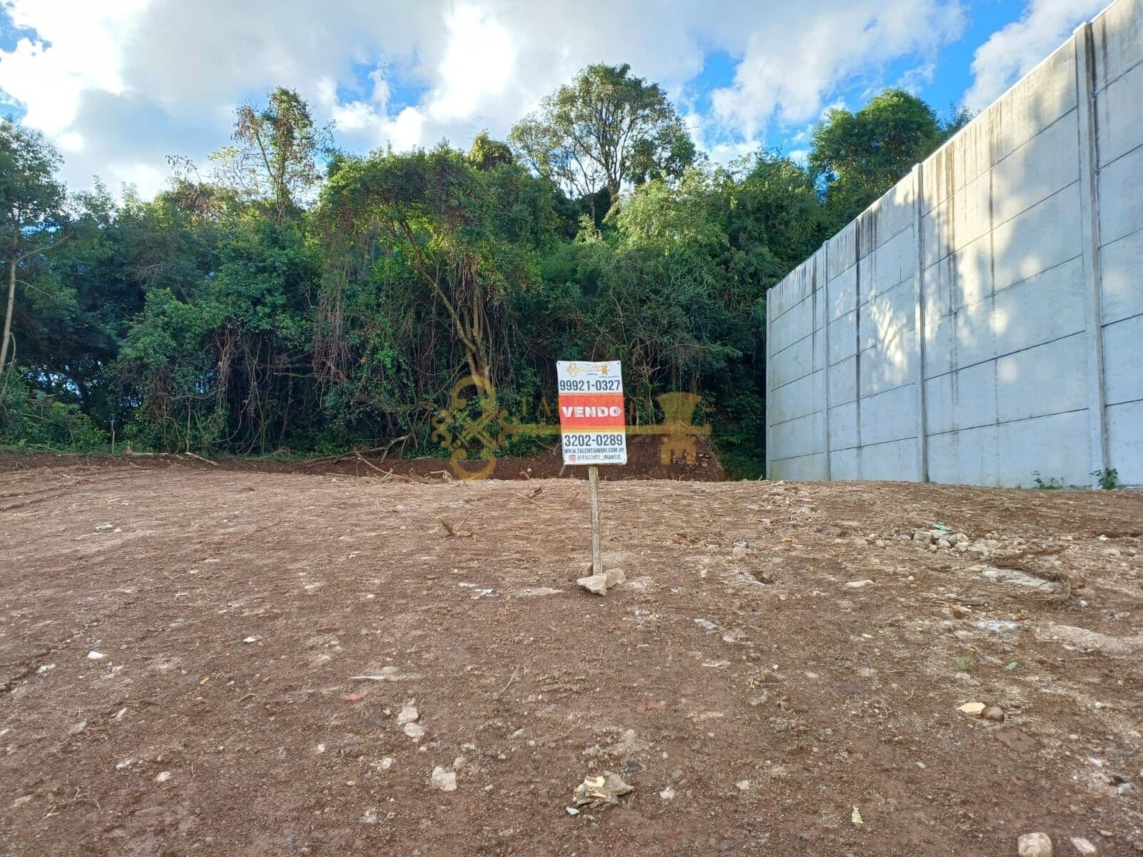 Lote/Terreno em Caxias do Sul - Cinqüentenário
