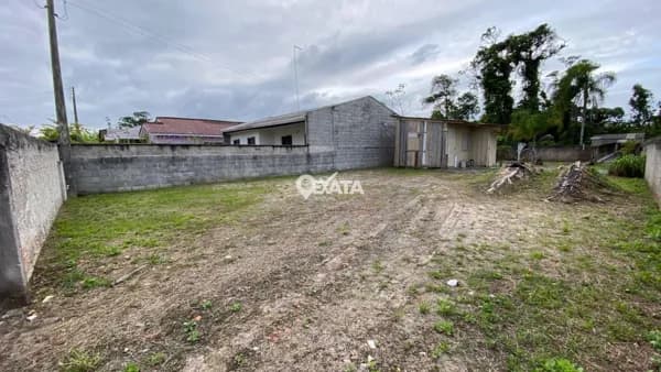 Lote/Terreno em Itapoá - Barra do Saí