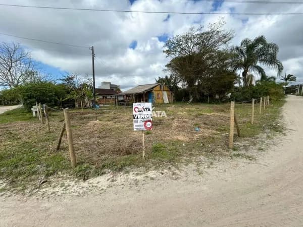 Lote/Terreno em Itapoá - Centro