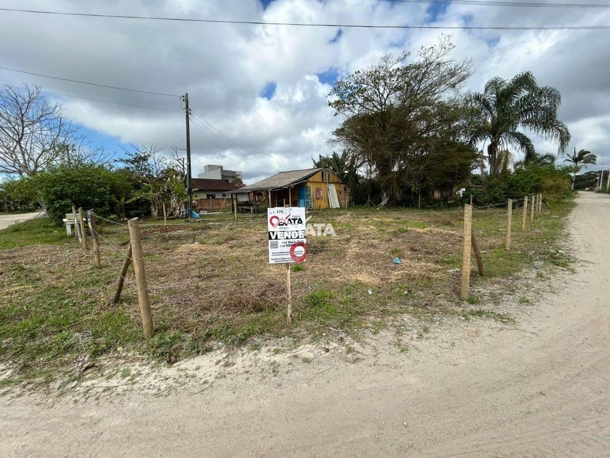 Lote/Terreno em Itapoá - Centro