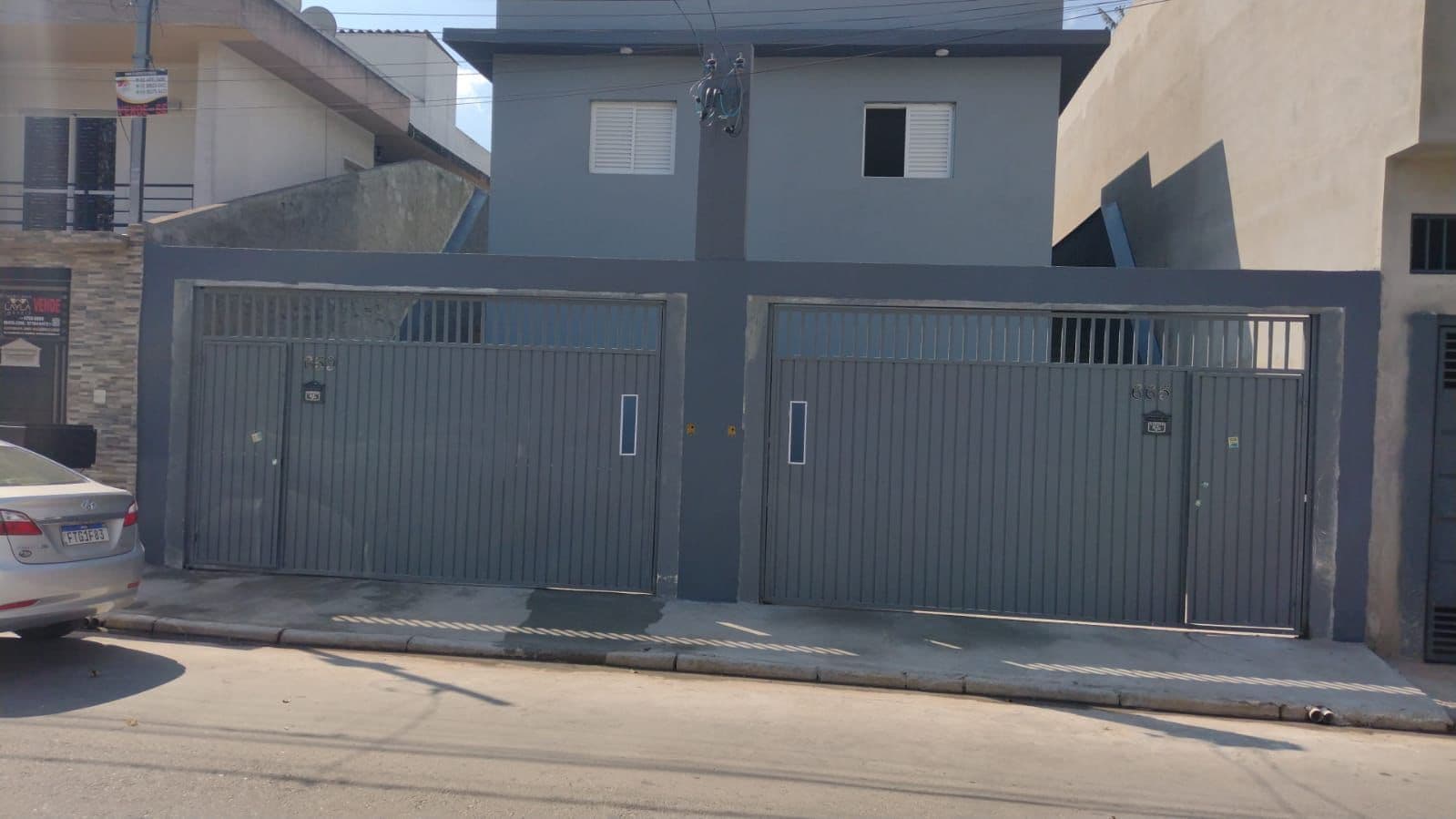 Oportunidade! Casa à venda de 57m² com Suíte e 2 Vagas em Santana de Parnaíba