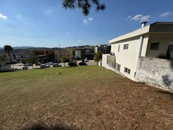 Lote/Terreno em Santana de Parnaíba - Alphaville