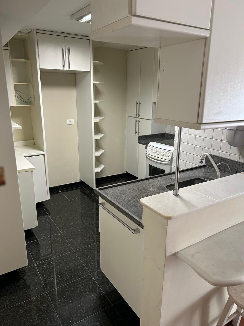 🏙️ Apartamento à Venda no Condomínio Master – 118m², 2 Suítes e Varanda com Vista Livre
