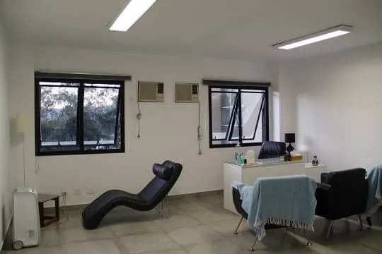 Sala à Venda no Metropolis – Moderna, Reformada e com Manobrista