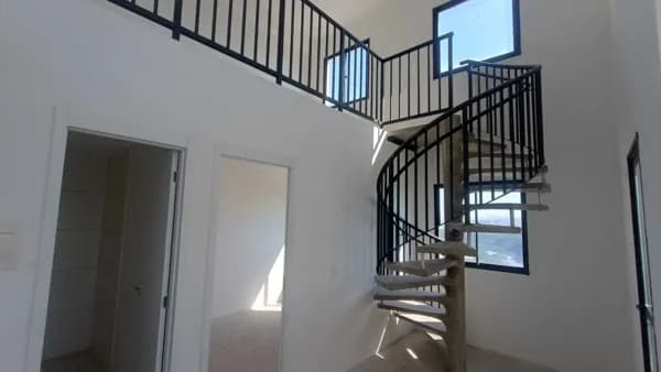 Apartamento Duplex à Venda no Condomínio Via Rovai em Osasco, de 51m2, 2 Dormitórios, 1 Vaga Coberta, Último Andar