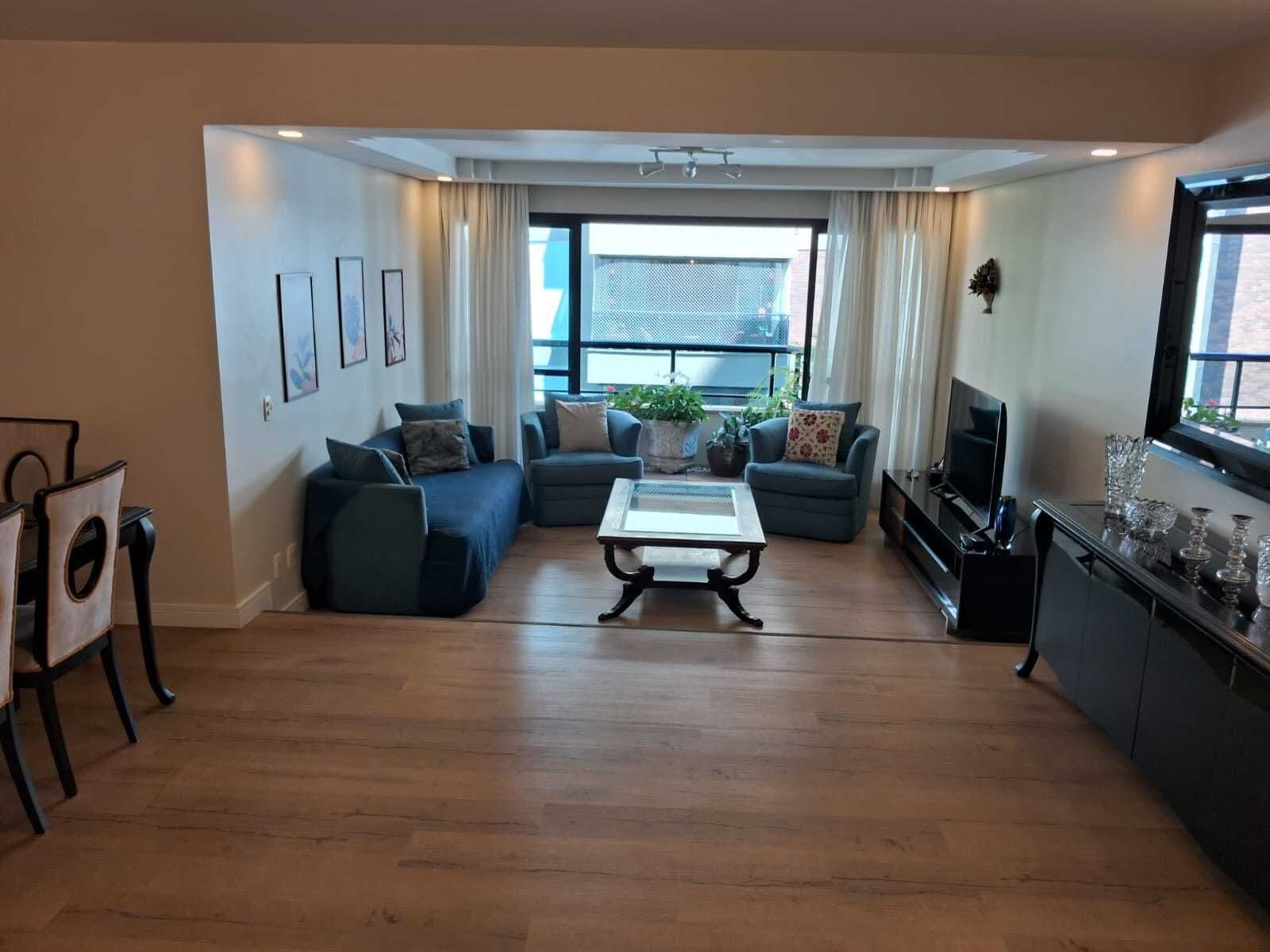Apartamento de 3 Dormts (1 suíte) à venda no Edifício San Francisco em Alphaville Barueri
