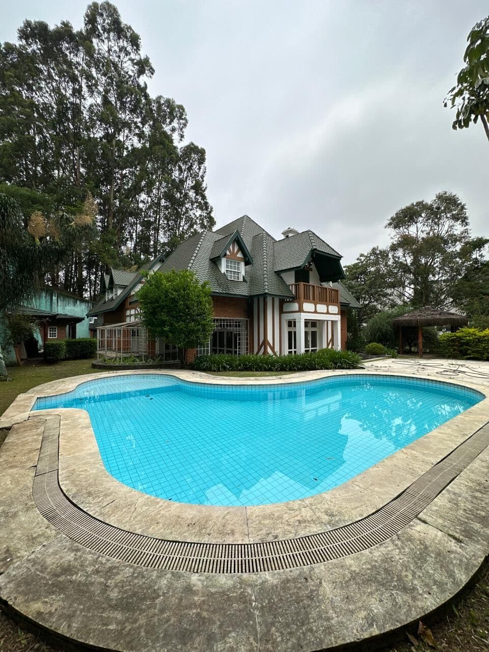 Sobrado à Venda | Tamboré 1 – Santana de Parnaíba | 600m² | Terreno de 1.483m² |