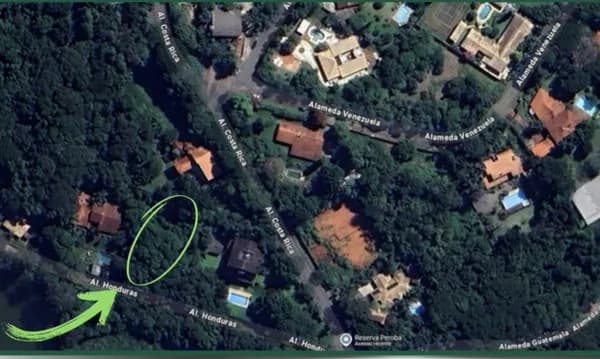 Terreno Exclusivo à Venda | 2.497m² – Granja Viana (Chácara Peroba)