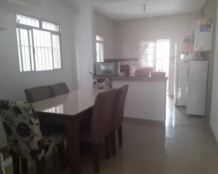 Casa à venda em Barueri com 3 quartos sendo 1 suíte e 3 vagas na Vila do Conde