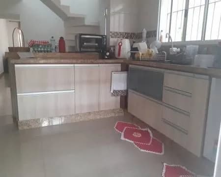 Casa à venda em Barueri com 3 quartos sendo 1 suíte e 3 vagas na Vila do Conde