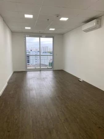 Sala Comercial à venda no Helbor Offices com Varanda e Ar Condicionado _ Aceita permuta