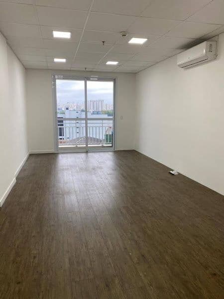 Sala Comercial à venda no Helbor Offices com Varanda e Ar Condicionado _ Aceita permuta