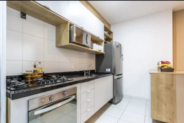 Apartamento a venda de 3 dormitórios e 2 vagas em Alphaville no condomínio Bellini