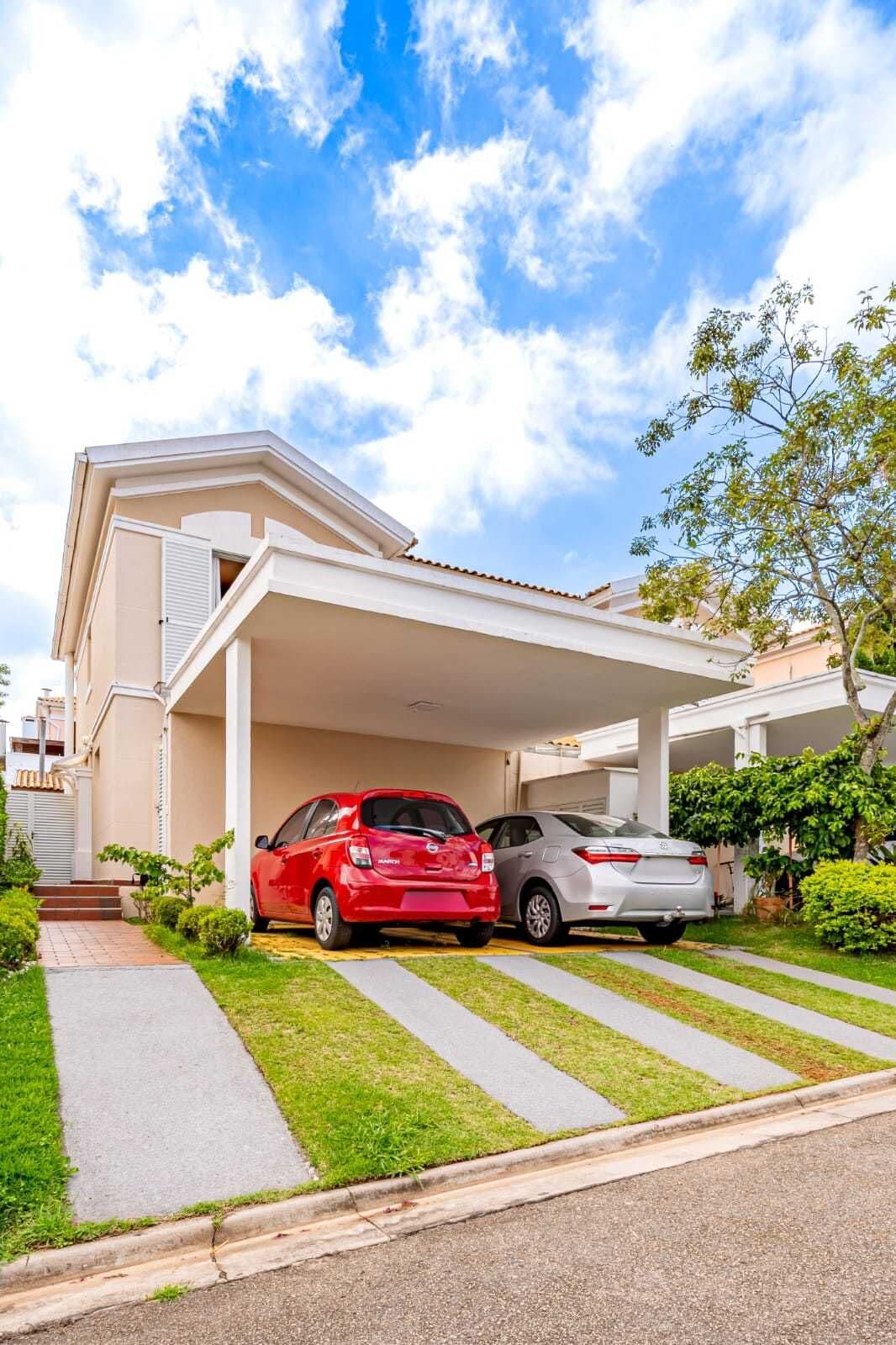 Casa Alto Padrão de 3 Dormts (1 suíte) à venda no Tamboré 06 em Santana de Parnaíba/SP