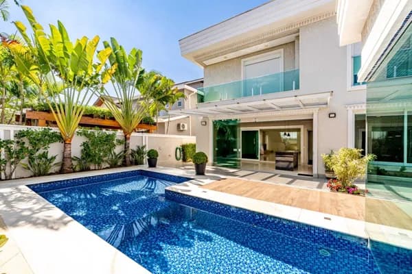 Casa de 4 Suítes à venda no Alphaville Residencial 11 em Santana de Parnaíba/SP