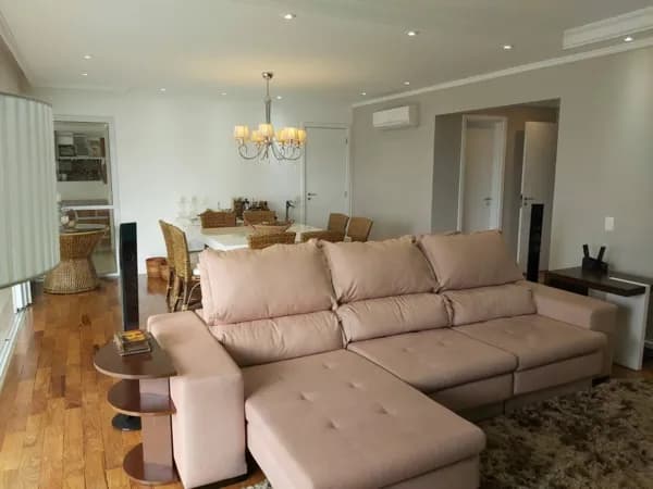 Apartamento à venda em Alphaville com 4 quartos sendo 4 suítes e 4 vagas por 3 milhões
