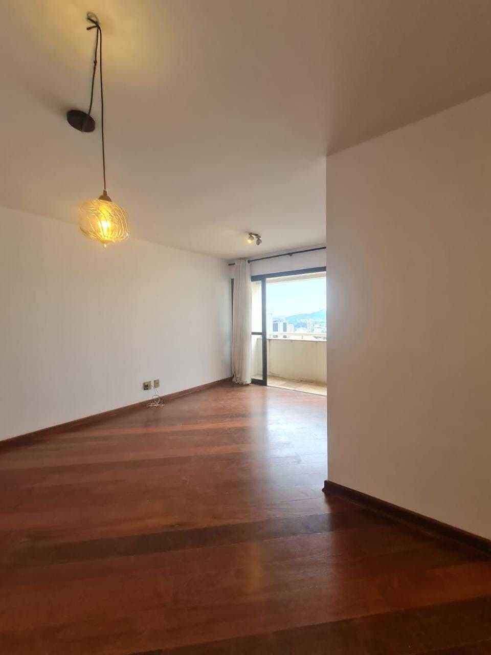 Apartamento de 90,2 m² à venda no Edifício Village, Alphaville Barueri, 3 Dormts, varanda, 1 vaga