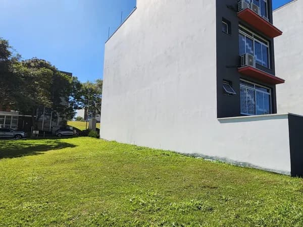 Terreno comercial a venda de 150m 2, em Alphavile no condomínio Burle Max