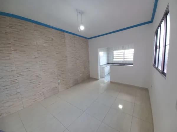 Sobrado à venda de 214m² com 3 Casas + Garagem no Jardim Reginalice – Barueri