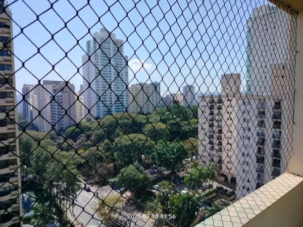 Apartamento à venda de 109m² no Edifício Discovery em Alphaville - Super Oportunidade!