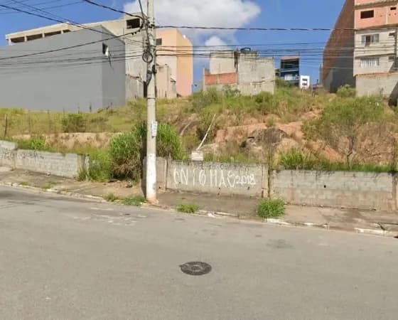 Terreno à venda de 125m2, em Barueri no bairro Jardim Maria Helena e aceita financiamento